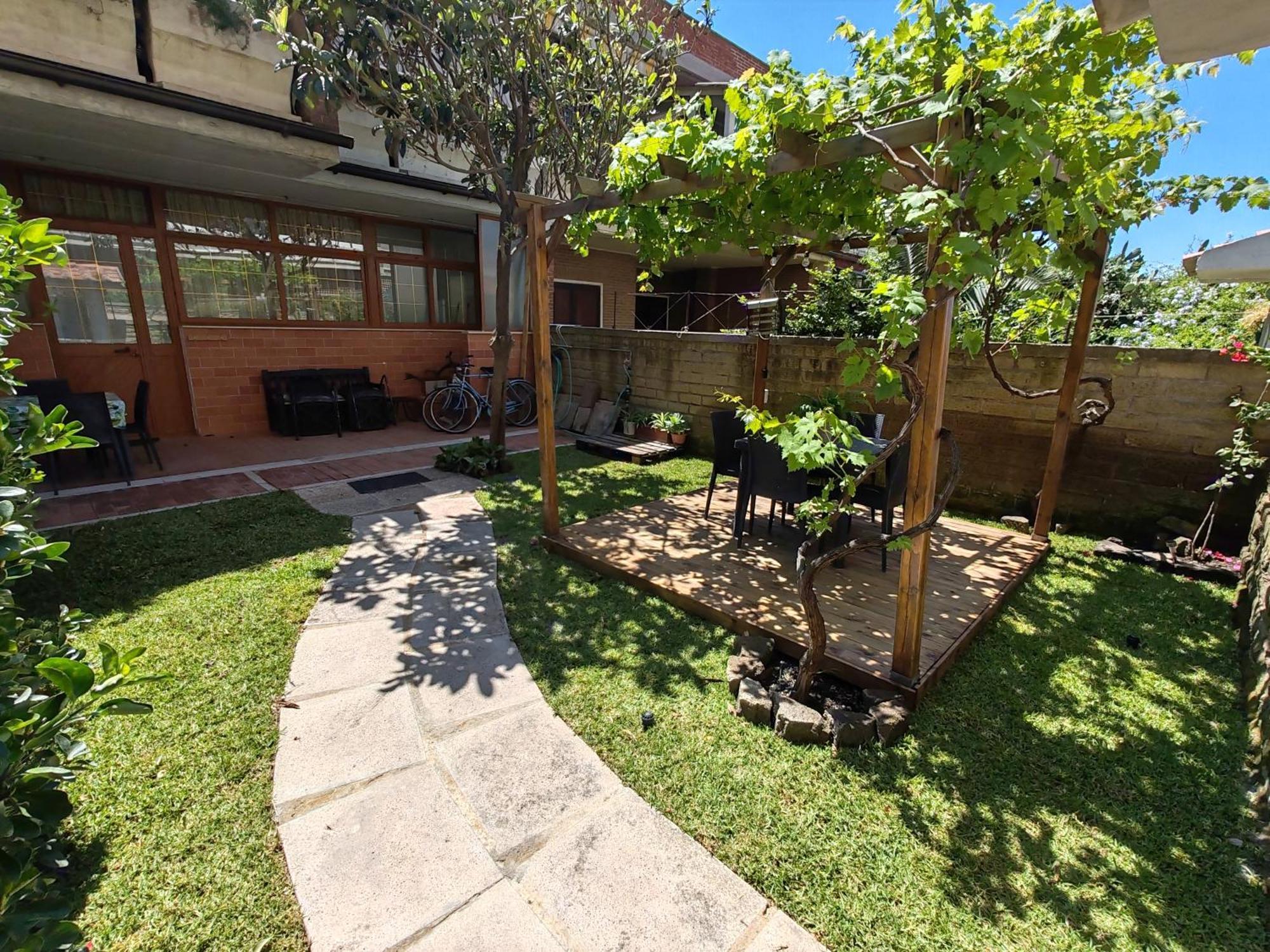 Ostia Home Exteriör bild